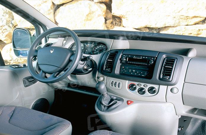 Autoradio GPS pour Renault Trafic 2
